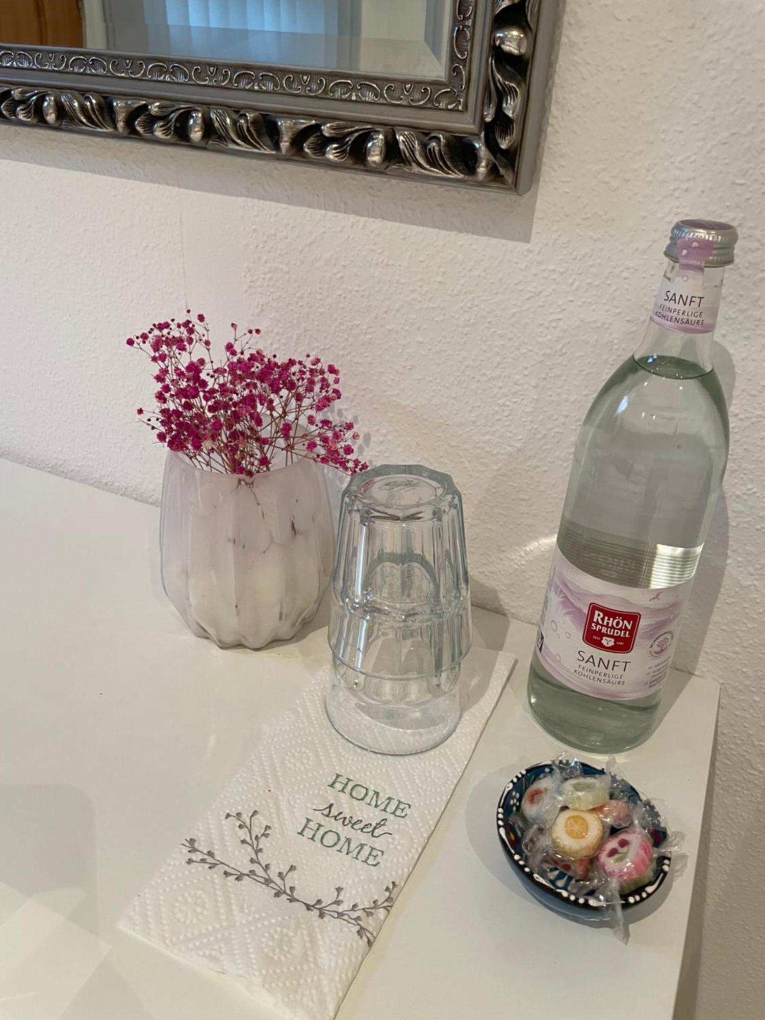 Apartment In Natur Und Flughafen Naehe Norimberga Esterno foto